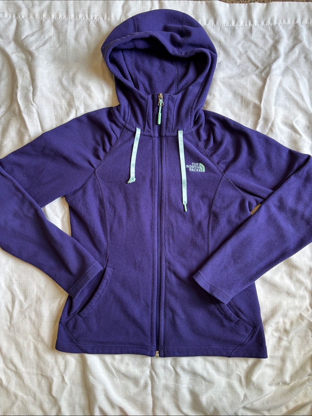 The North Face Women's Deep Purple Full-Zip Hooded Fleece Jacket